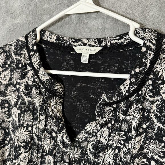 Lucky Brand Top 1X Boho V Neck Plus 3/4 Sleeve Black Floral Bohemian Flowy Tunic - Picture 3 of 10